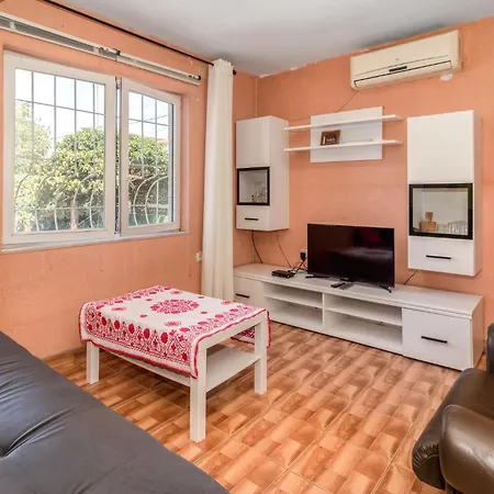1 Bedroom Beautiful In Crikvenica